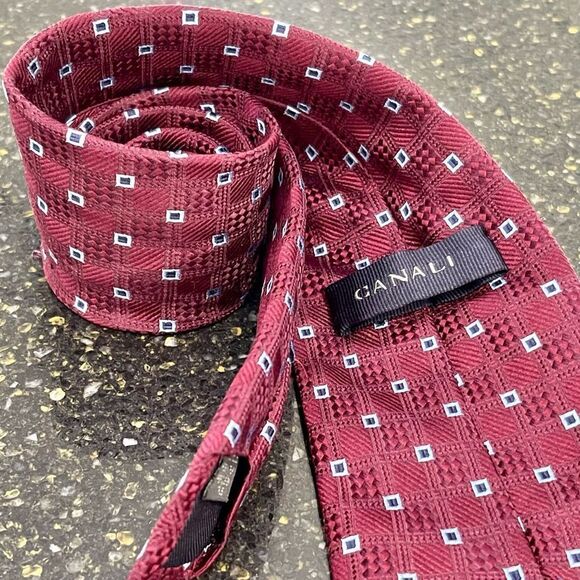 Canali Burgundy Silk Tie. - Picture 1 of 9